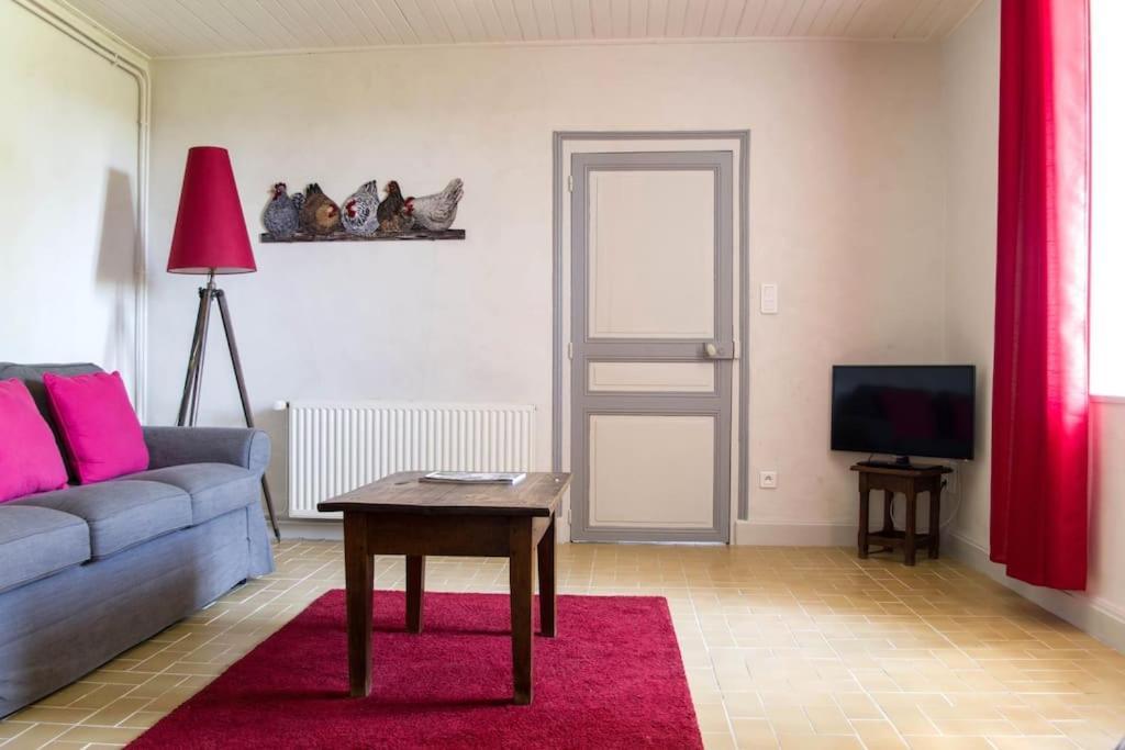 La Grange De Verseilles Saint-Étienne-de-Vicq Exteriör bild